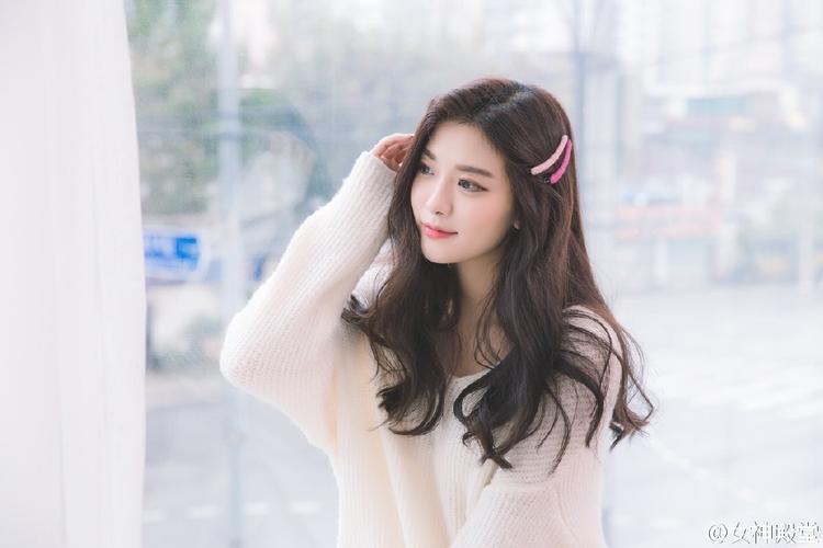 国铁集团：铁路暑运旅客发送量突破两亿人次